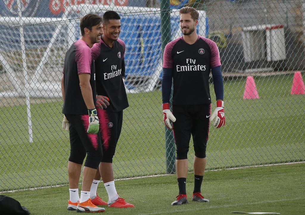 Alphonse-Areola-and-Buffon