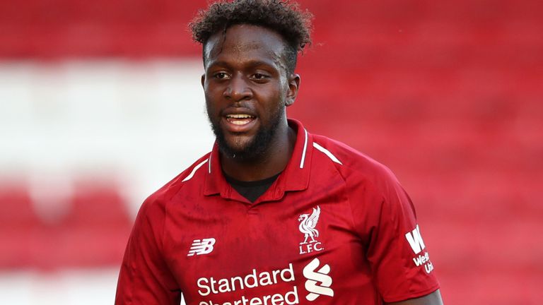 divock-origi-recieve-fulham